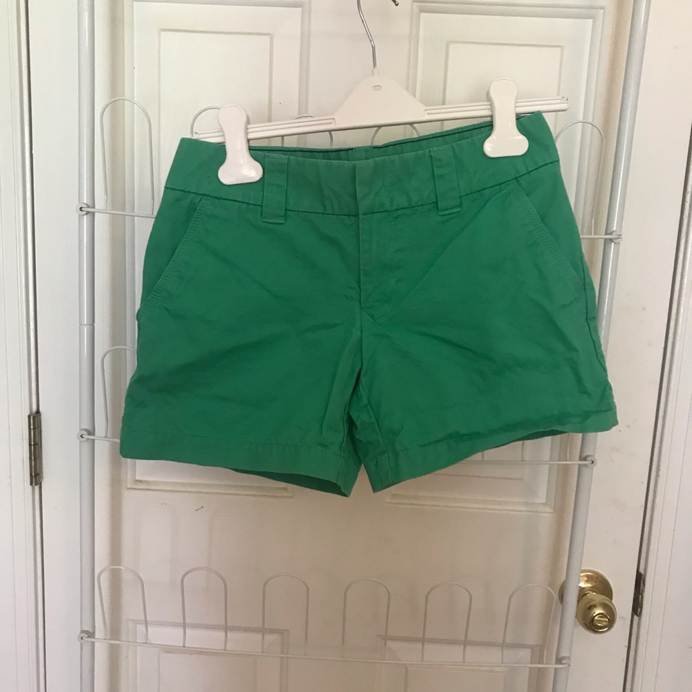 Green Tommy Hilfiger Shorts!
